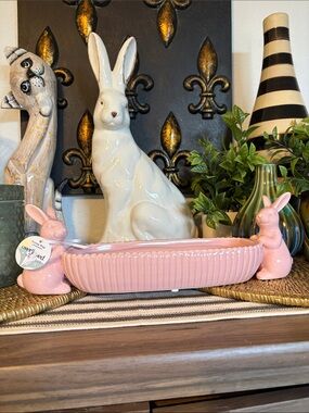 🆕Overjoyed Boutique Ceramic Pink Bunny Boat/Dish